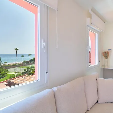 Apartment Sea Beachfront