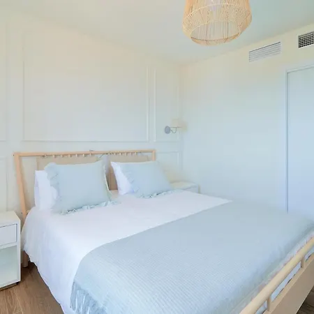 Apartment Sea Beachfront *