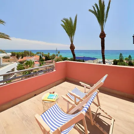 Sea Beachfront Apartment Marbella